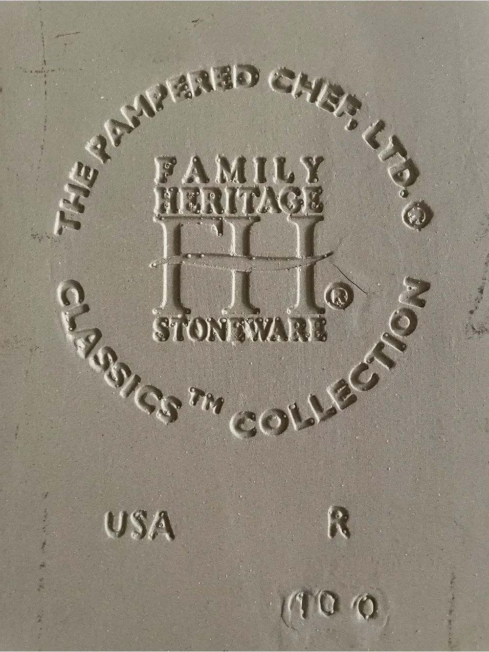 Vintage Pampered Chef stoneware baking dish